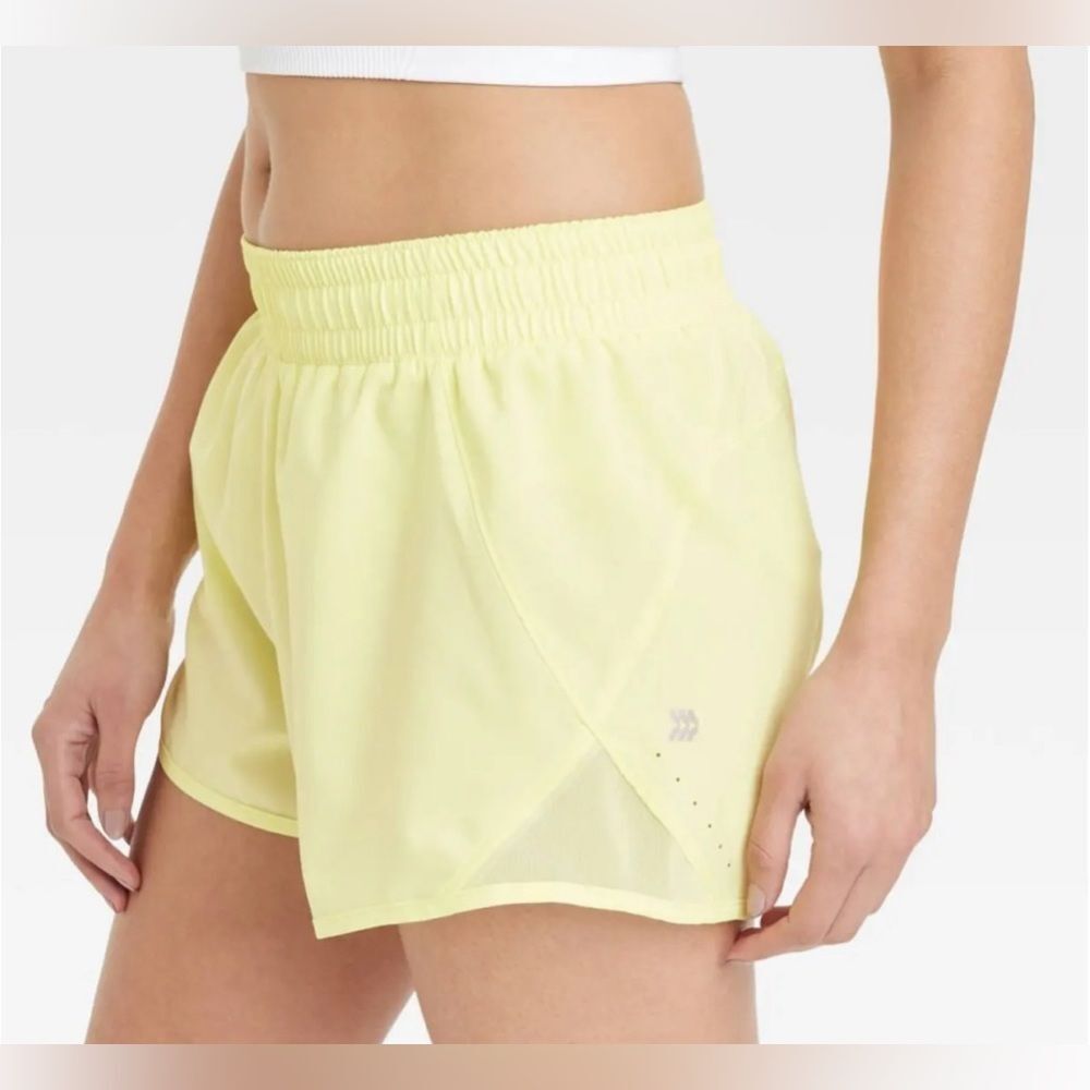 NWT Women's Mid-Rise Run Shorts 3" - All in Motion, Yellow, size: XL